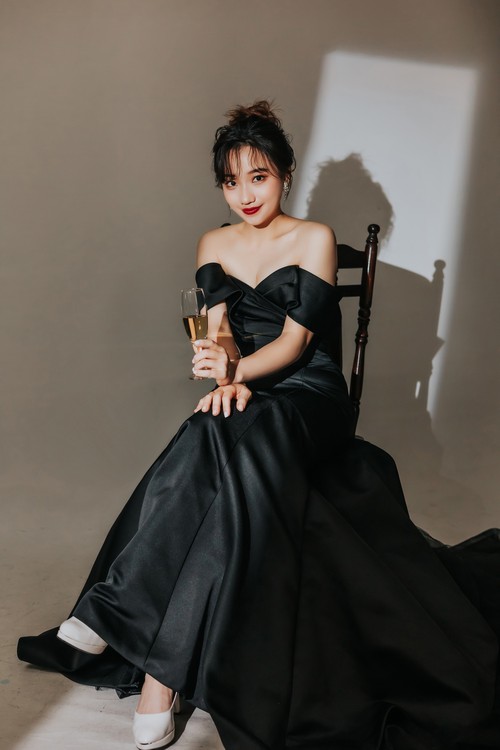 個人寫真,形象照,韓系寫真,時尚寫真,攝影棚拍照,個人形象攝影,女神寫真,雜誌風拍照,個人攝影方案,高質感寫真照